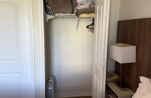 Florida Center Hotel | The Point Hotel Apartment 603 Near to Universal