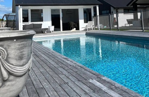 Matamata House | The Pool House