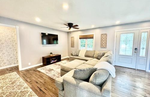 Marion House | The Porch