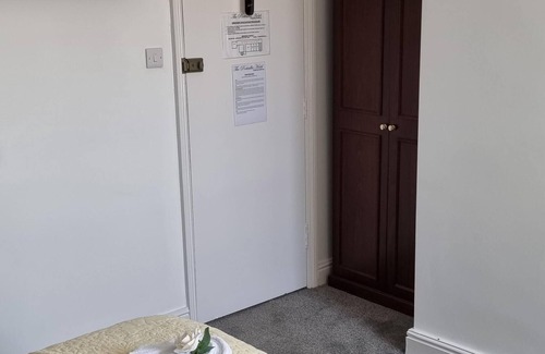 Chipping Sodbury Hotel | The Portcullis Hotel