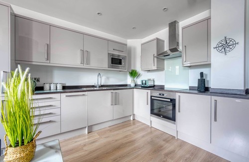 Barnwood Apartment | The Post House Two by Fortuna Property, The Post House Two Apartment