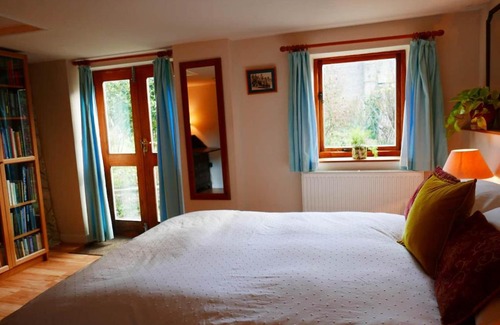 Shapwick Bed & Breakfast | The Potting Shed, self contained, detached retreat in Shapwick village