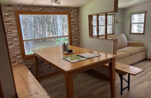 North Algona Wilberforce RV Rental | The Princeton! Family sized camper along Bonnechere River. A fun retreat.