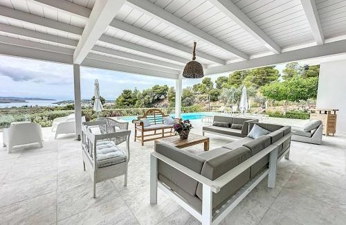 Agii Anargiri Villa | The Privacy Villa by Seaviews