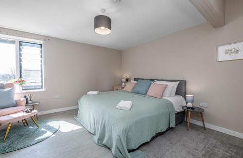 Bont Newydd House | The Properties at Plas Menai