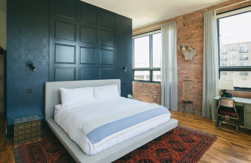 West Loop Bed & Breakfast | The Publishing House B&B