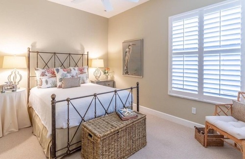 Naples House | The Quarry in Naples is a great location for golfing & boating