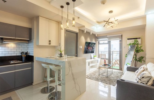 Pasay Apartment | The Radiance Manila Bay