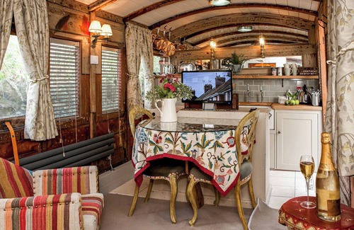 Helmsley Cottage | The Railway Carriage