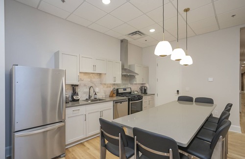 Downtown Nashville Condo | The Record Room - 2 Blocks to Broadway