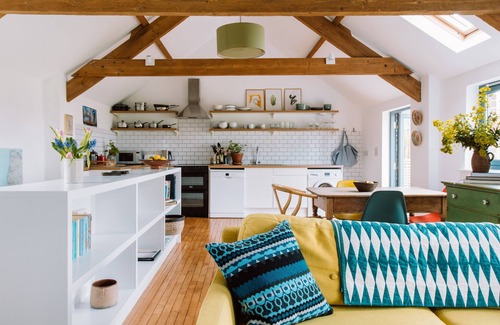 Holsworthy House | The Red Barn - sleeps 4 guests in 2 bedrooms
