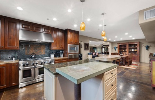 North Scottsdale House | The Red Bird Sanctuary