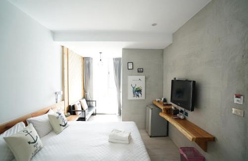 South Beach Bed & Breakfast | The Red Hotel
