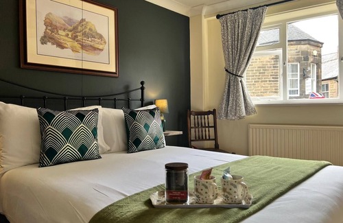 Bakewell House | The Red Lion