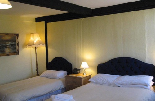Bredwardine Hotel | The Red Lion Hotel