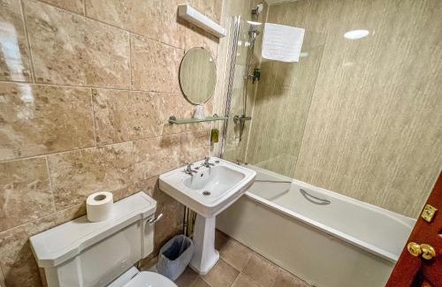 Spalding Hotel | The Red Lion Hotel
