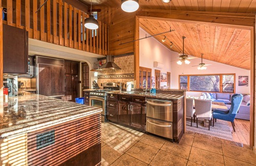 Oakhurst House | The Red Oasis
