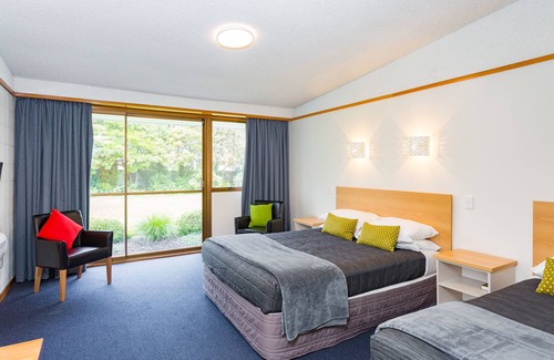 Redwood Hotel | The Redwood Hotel