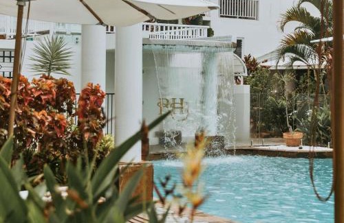 Palm Cove Hotel | The Reef House Adults Retreat - Enjoy 28 Complimentary Inclusions