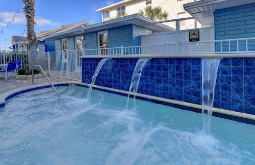 St. Petersburg - Clearwater Cottage | The Reef Quaint Beach Cottage steps to the sand! 2bdrm 1bath with pool