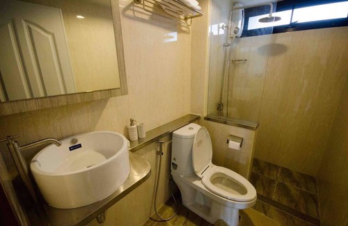 Krathum Baen Hotel | The Residence Thepkanjana