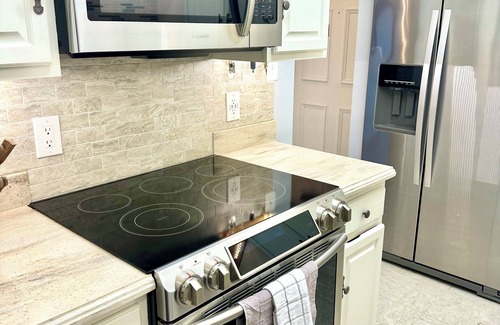 Downtown Condo | The Retreat- a perfect-sized condo for your Bourbon Trail adventure