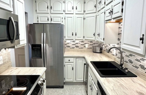 Downtown Condo | The Retreat- a perfect-sized condo for your Bourbon Trail adventure