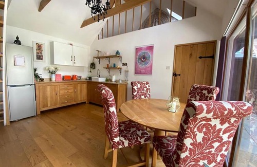 Chichester Apartment | The Retreat, A relaxing getaway for couples