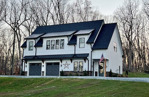 Rustburg House | The Retreat at Candlers Mountain - Near Liberty University & Downtown Lynchburg