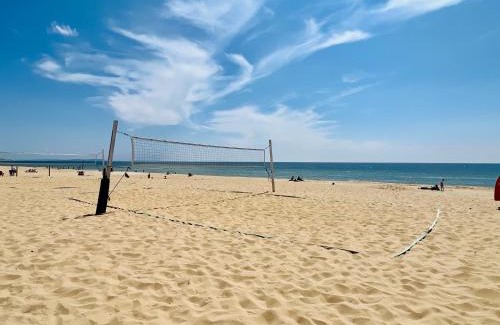 Boscombe Apartment | The Retreat - Large Luxury Apartment, Two Mins From Beach