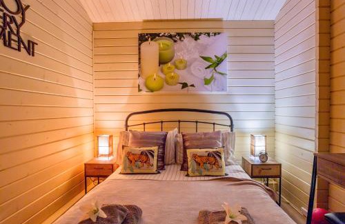 Sudbury Cabin | The Retreat Log Cabin