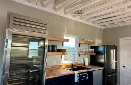 Nags Head House | The Ripple Effect-Brand New & Waterfront - 360 Degree Water!