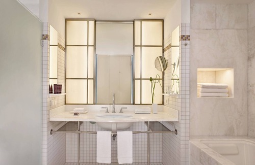 Wolfsburg Hotel | The Ritz-Carlton, Wolfsburg
