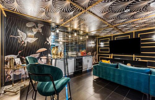 Palm Springs House | The Ritz - Luxury Home with Pool & Speakeasy Bar