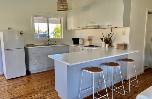 Darlington Point Cottage | The River Cottage - Pet friendly