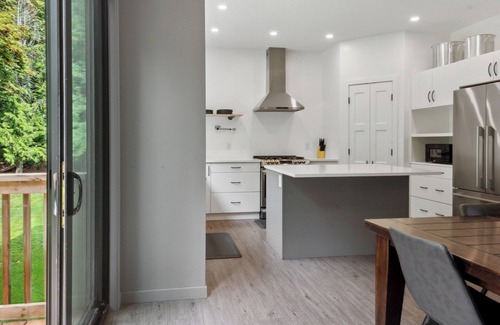 Westholme House | The River House- family friendly home on Chemainus River