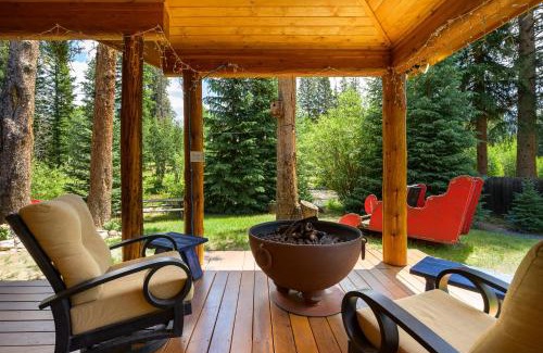 Grand Lake House | The River House home