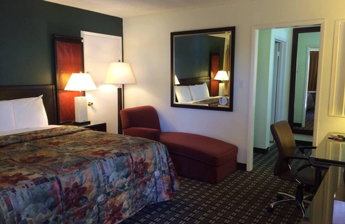 Red Bluff Hotel | The River Inn and Suites