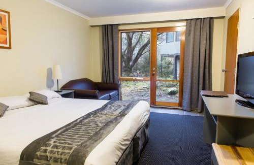 Thredbo Hotel | The River Inn Thredbo