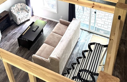 Suring Cottage | The Rivers Edge Cottage! ATV-UTV-Snowmobiling right out your front door!
