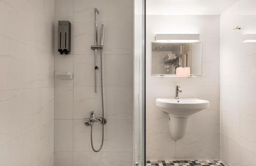 Kaohsiung City Centre Hotel | The Riverside Hotel Esthetics