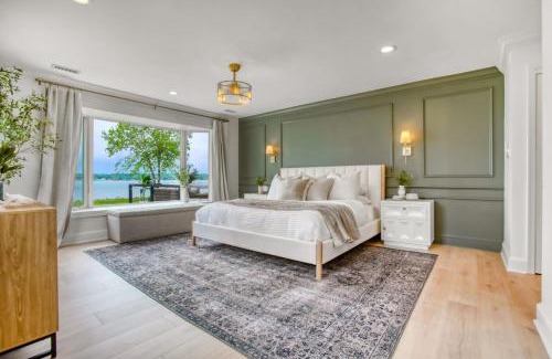 North East House | The Riverside Oasis waterfront with hot tub