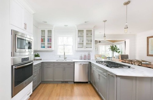 Mount Pleasant House | The Robin house - Close to Everything!
