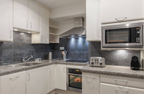 Beaune City Centre Apartment | The Rochepot Loft