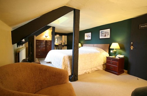 Newton Abbot Hotel | The Rock Inn