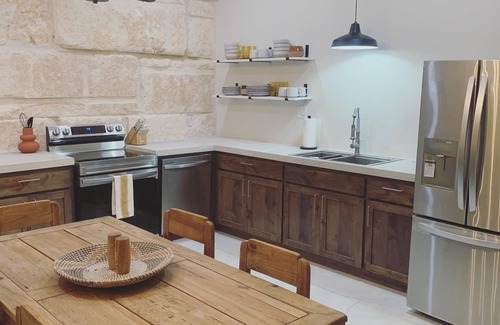 Llano House | The Rock Stack: Ruggedly luxurious 3 bedroom, 3 bathroom on the Llano River