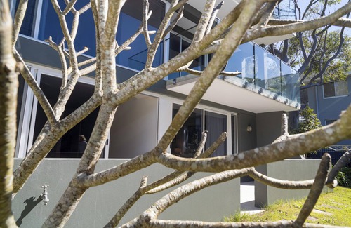 Avoca Beach House | The Rockpool Beach House - seconds from the Beach