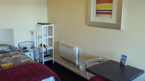 Westshore Hotel | The Rocks Motel