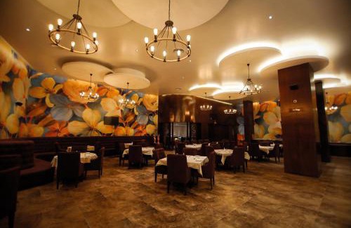 Durg Hotel | The Roman Park