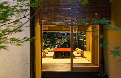Gion House | The room is a special maisonettetype room with a private garden and a cypress bathtub The room is /Kyoto Kyōto